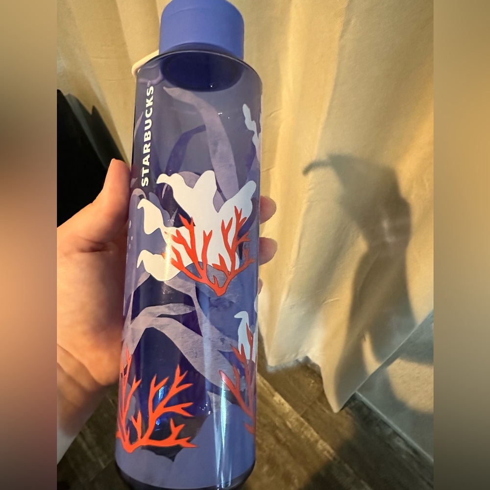 2021 blue coral reef Starbucks water bottle